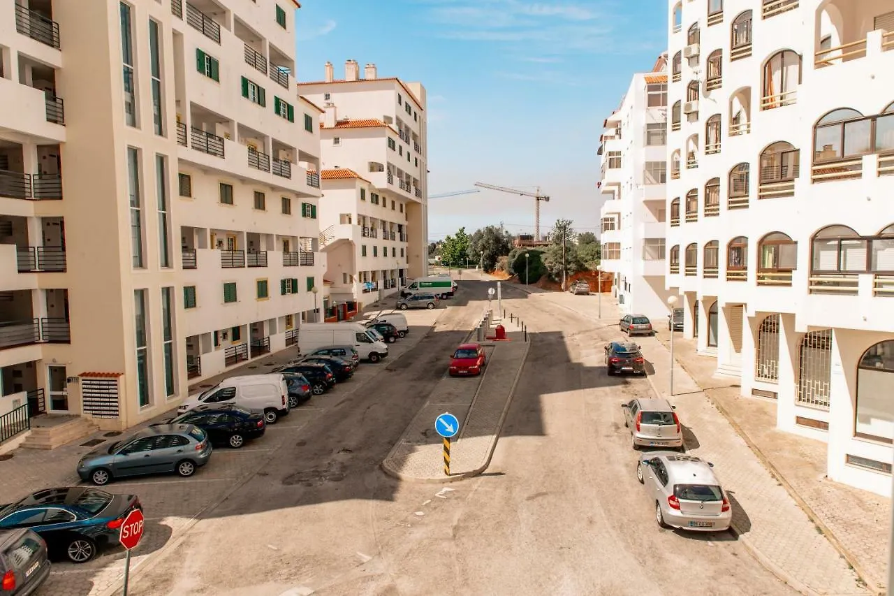 Vaumar Pool & Beach Apartment Portimao 0*,  Portugal
